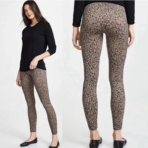 SPANX x ANTHROPOLOGIE | Seamless Leopard Animal Print Cropped Leggings | Size M